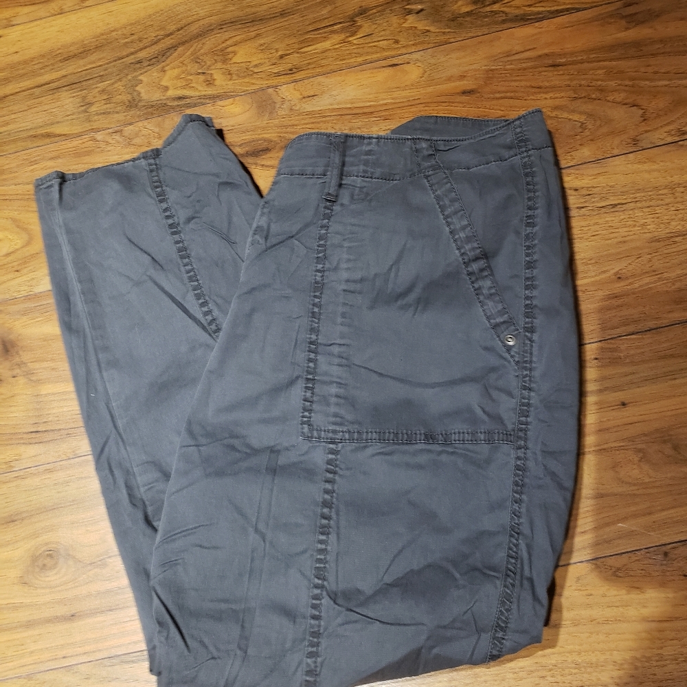 Capri size 16